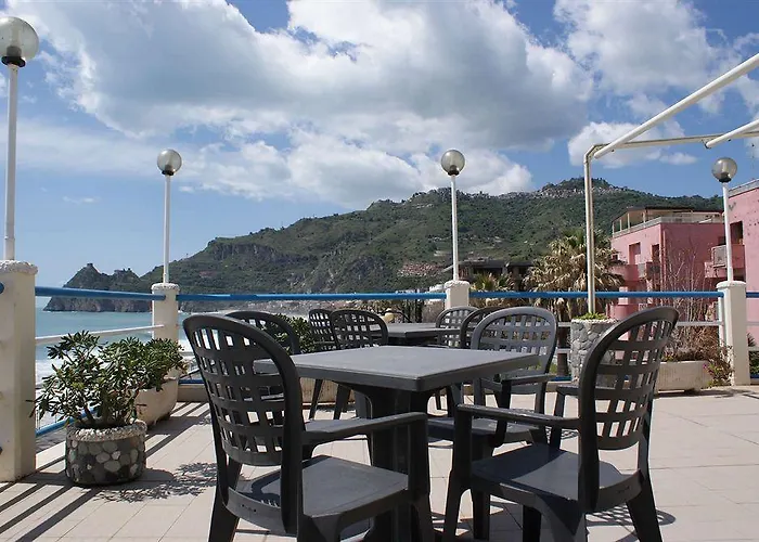 Kennedy 3* Sant'Alessio Siculo