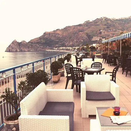 Kennedy Hotell 3*