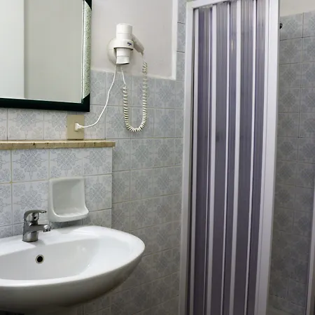 Kennedy Hotel SantʼAlessio Siculo