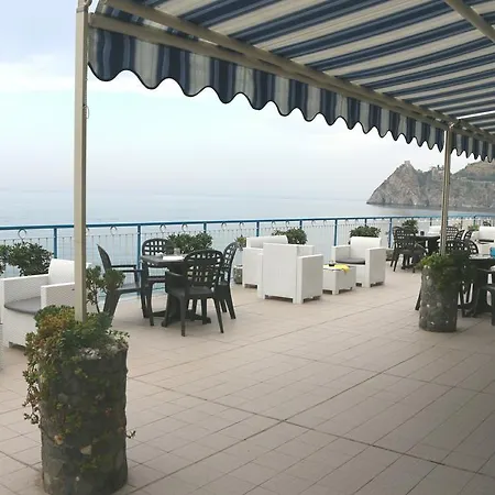 Kennedy 3* SantʼAlessio Siculo