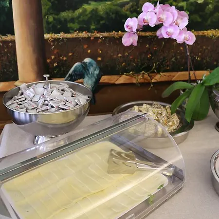 Ξενοδοχείο Kennedy 3*