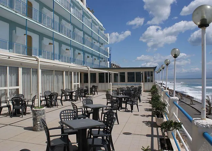 Hotel Kennedy 3*